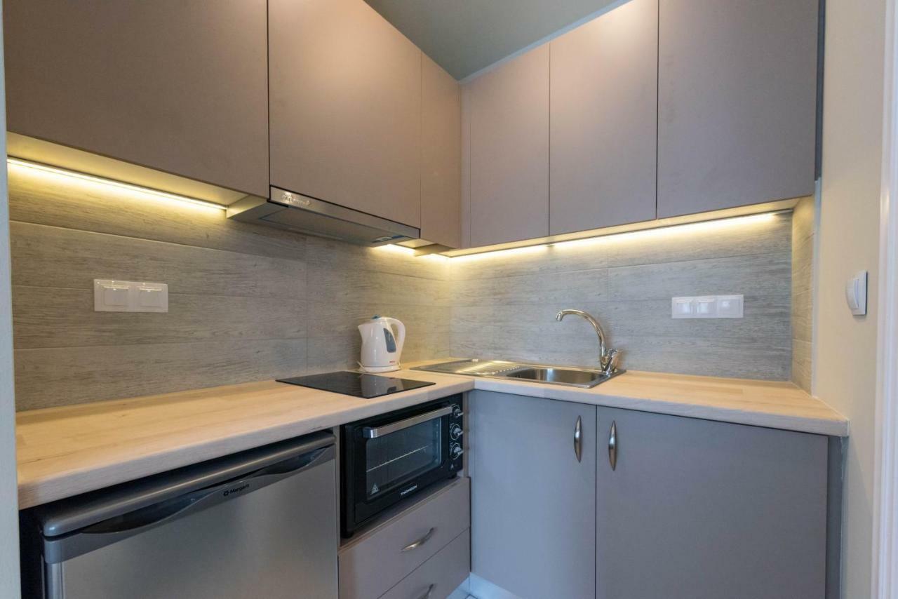 Theoxenia Hotel Apartments ครานี ภายนอก รูปภาพ