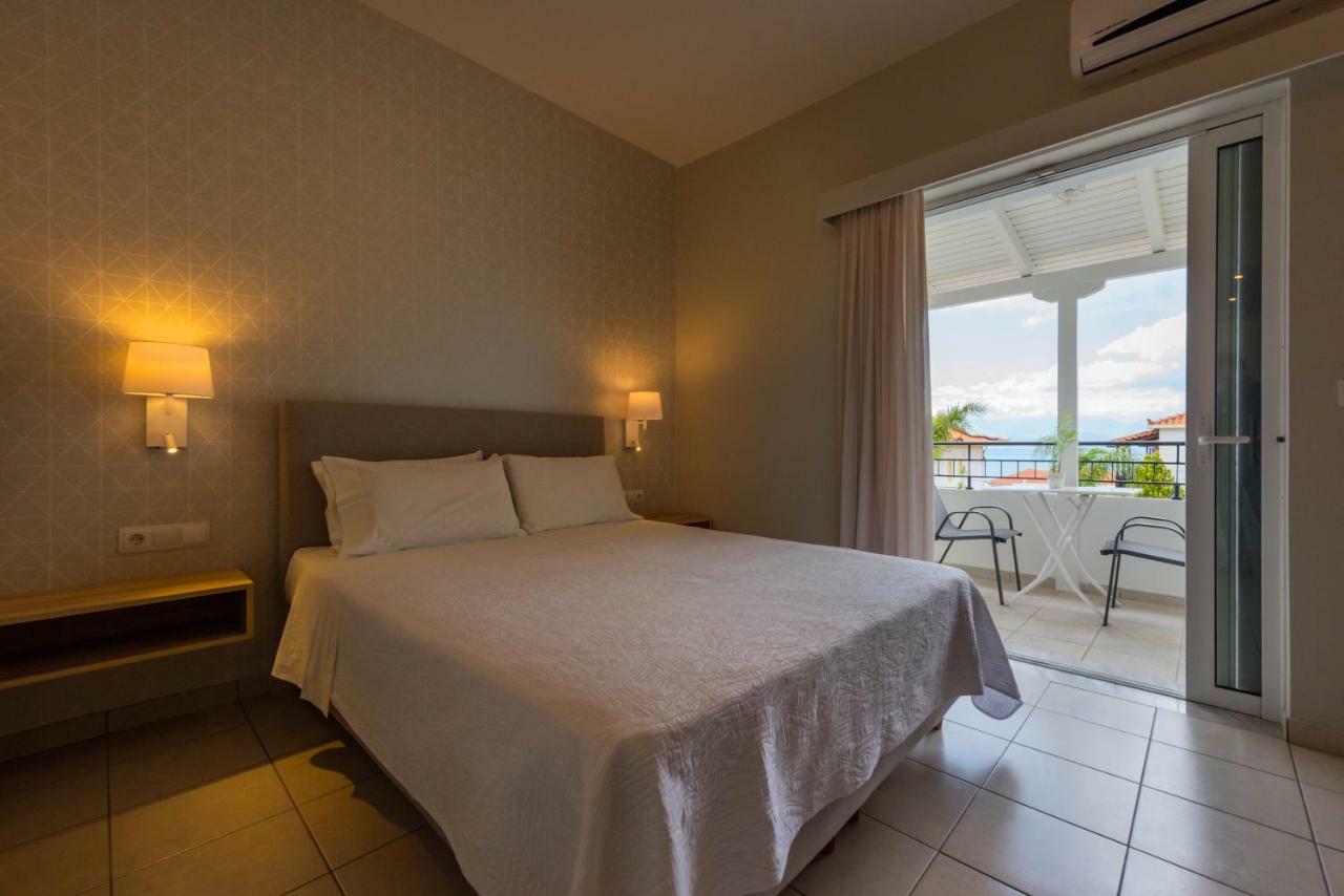 Theoxenia Hotel Apartments ครานี ภายนอก รูปภาพ
